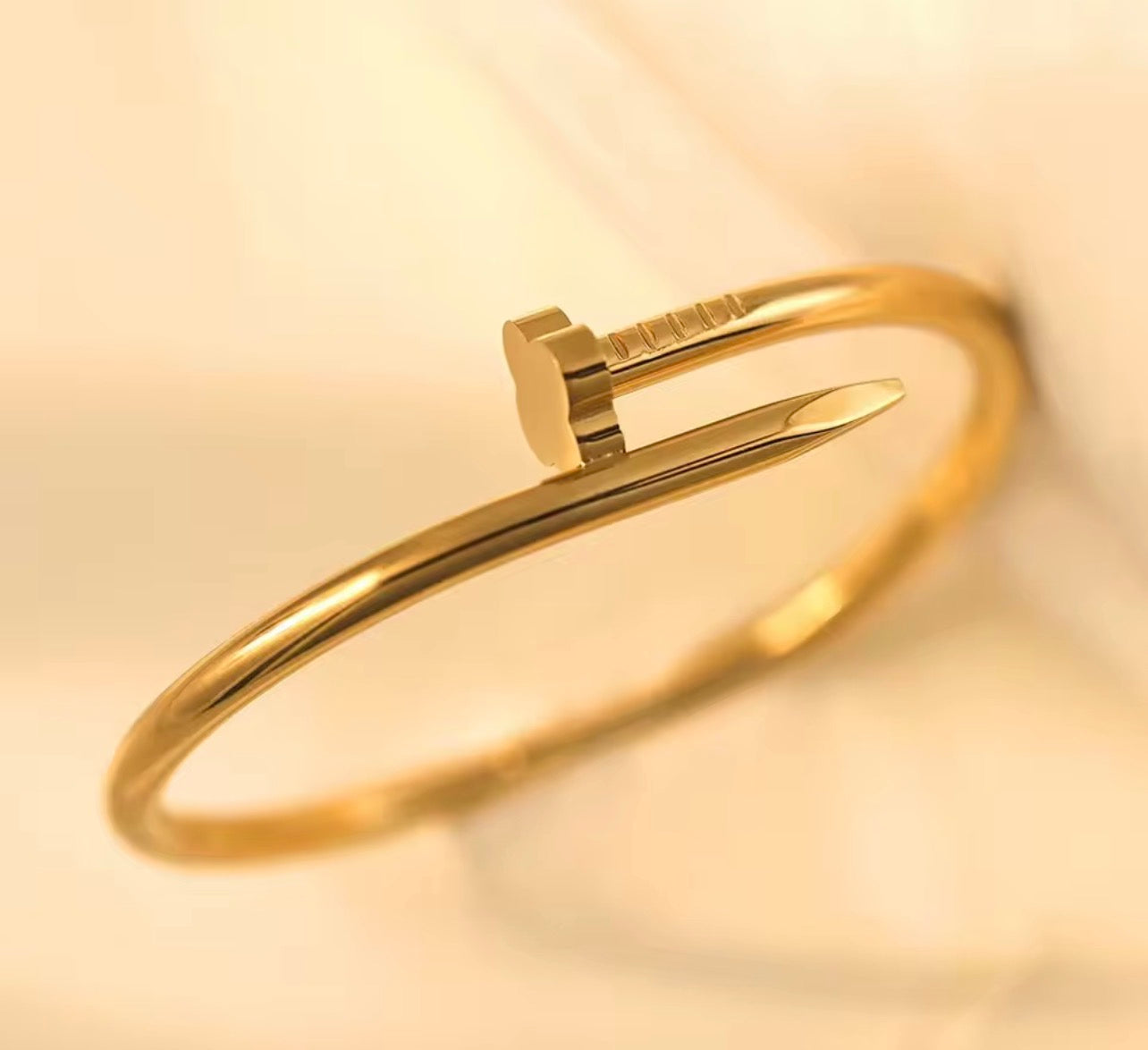 Bracelet Jonc "Trèfle" Clou Fin