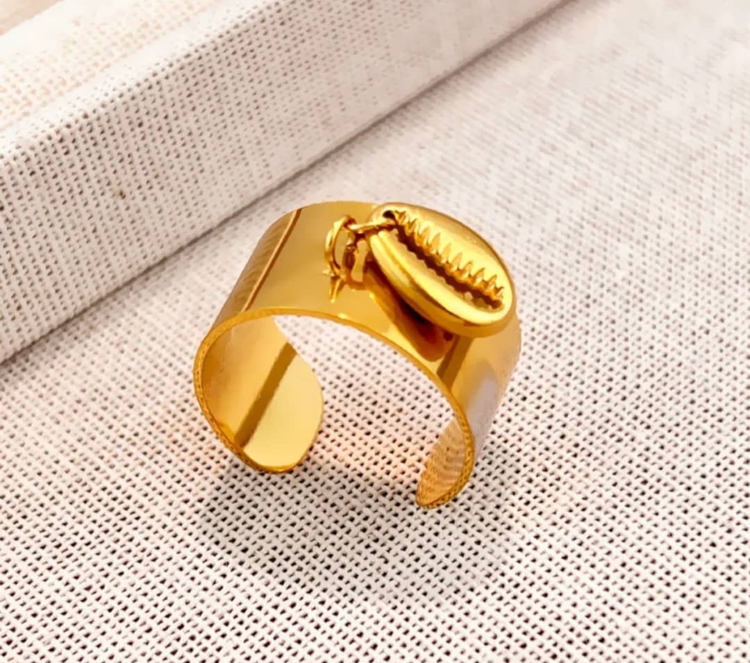 Bague « Coquillage pendant »