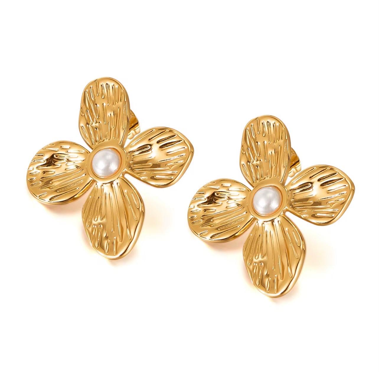 Boucles d’oreilles Puces Fleur de Perle